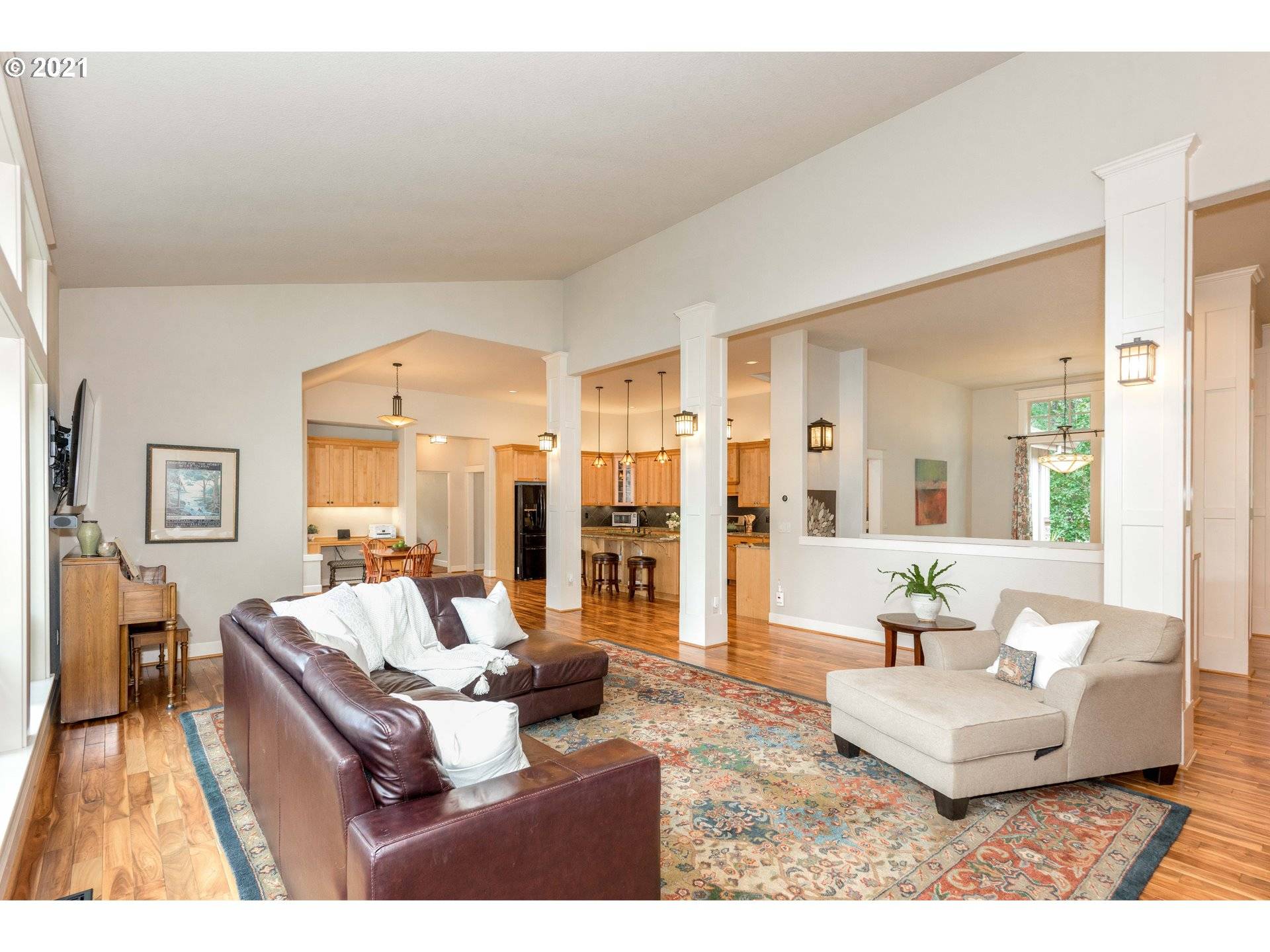 Lake Oswego, OR 97034,17884 KELOK RD