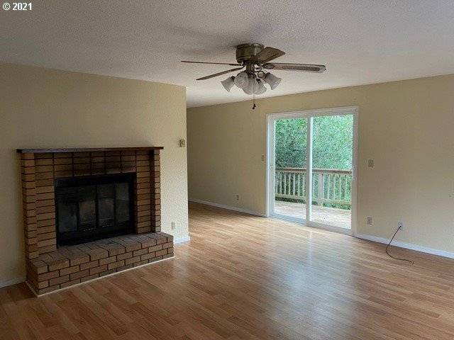 Florence, OR 97439,2335 42ND ST
