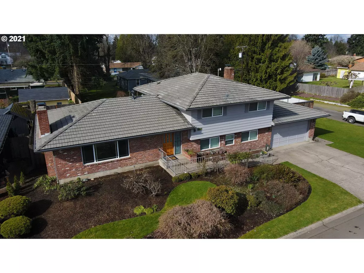 Eugene, OR 97404,1410 PARNELL DR