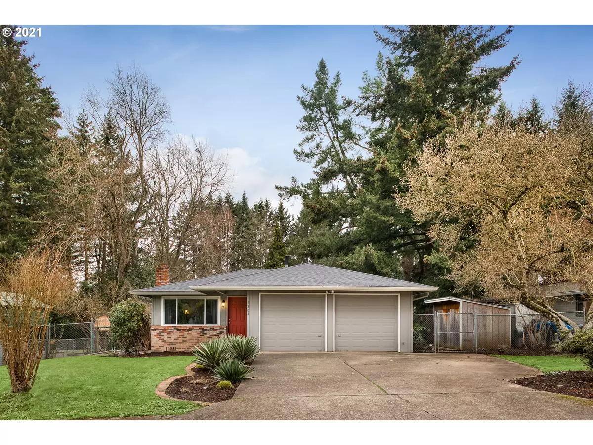 West Linn, OR 97068,1304 SHERRI CT