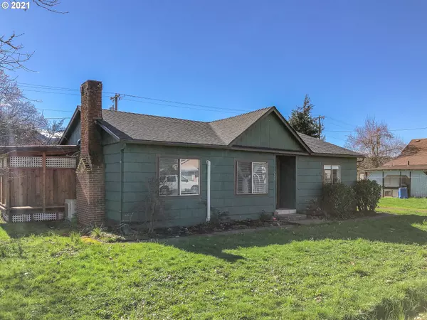 Sutherlin, OR 97479,220 E FIRST AVE