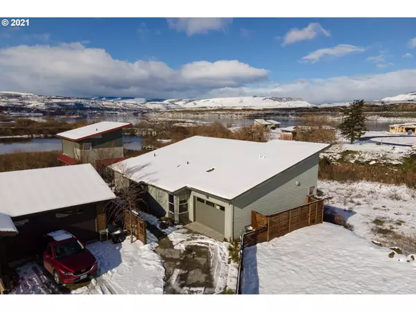 The Dalles, OR 97058,165 BLUE HERON CT