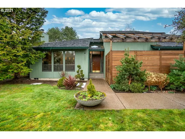 Portland, OR 97219,6339 SW ROUNDTREE CT