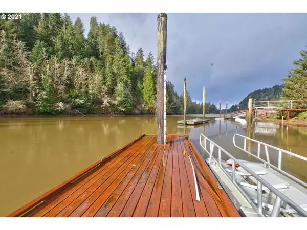 Lincoln City, OR 97367,1438 S FUN RIVER DR