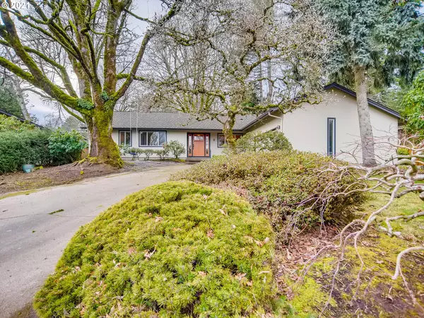 Lake Oswego, OR 97035,2 MOZARTEUM CT