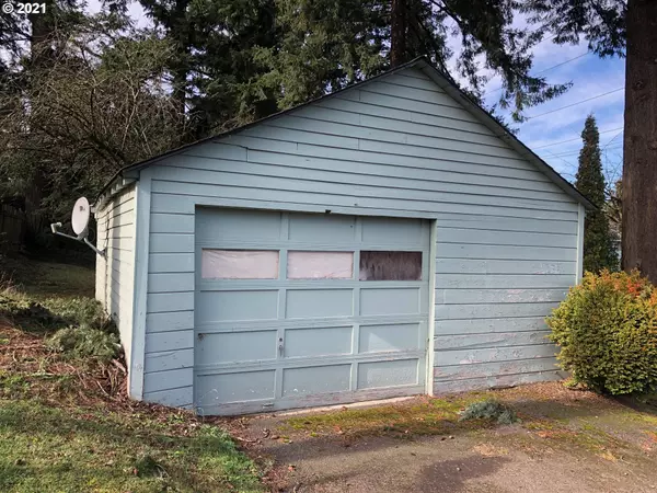 Portland, OR 97230,15924 NE HALSEY ST