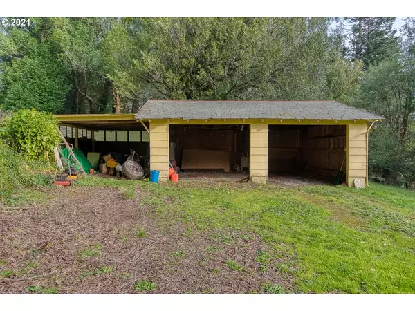 Coquille, OR 97423,55865 FINLEY LOOP