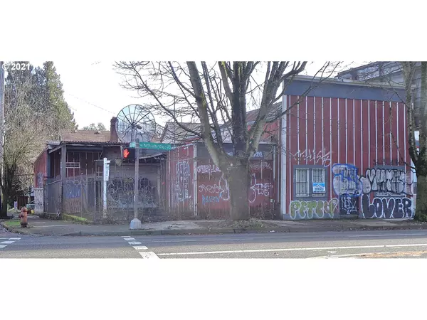 4232 NE M L KING BLVD, Portland, OR 97211