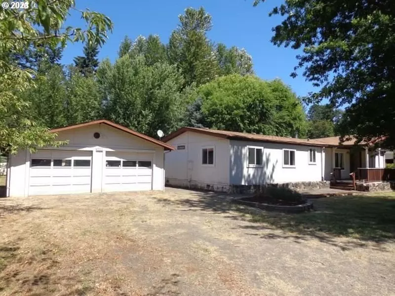 47557 TELLER RD, Oakridge, OR 97463