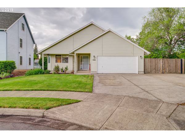 1086 MARYLYNN WAY, Woodburn, OR 97071