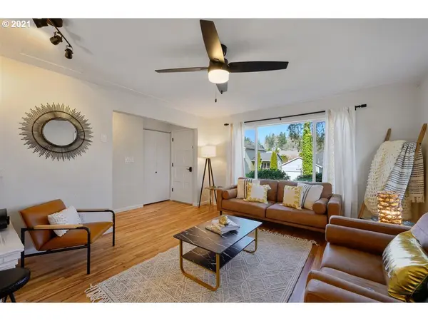 2350 Barberry ST NW, Salem, OR 97304