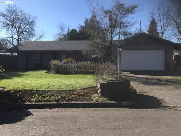 50 HERITAGE AVE, Eugene, OR 97404