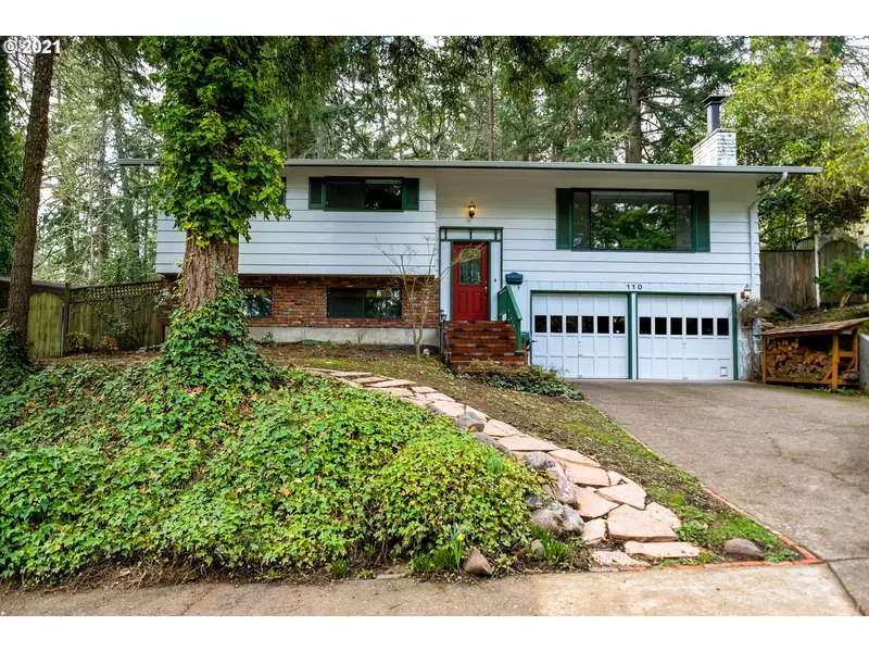 110 COACHMAN DR, Eugene, OR 97405