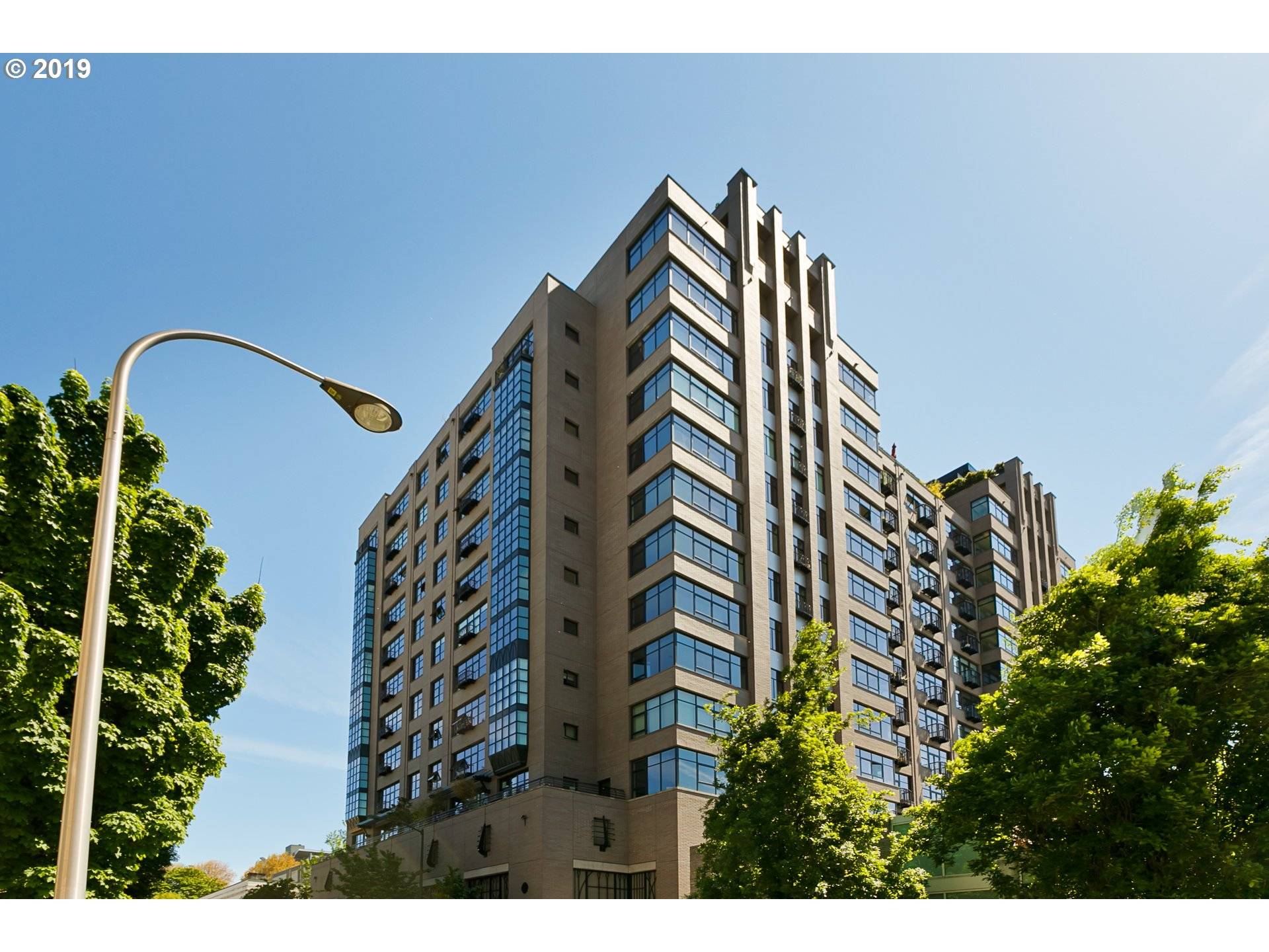Portland, OR 97209,333 NW 9TH AVE #1303