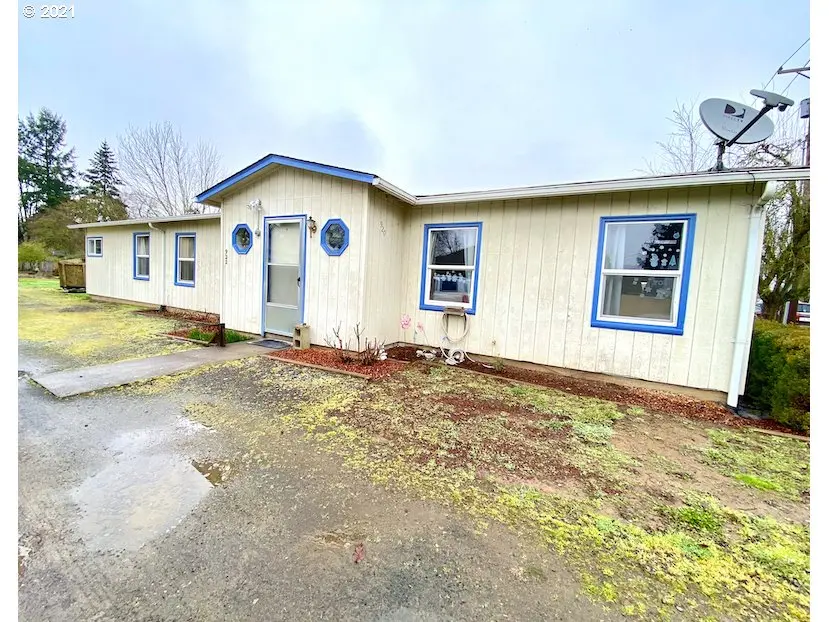 Eugene, OR 97402,920 LAURELHURST DR