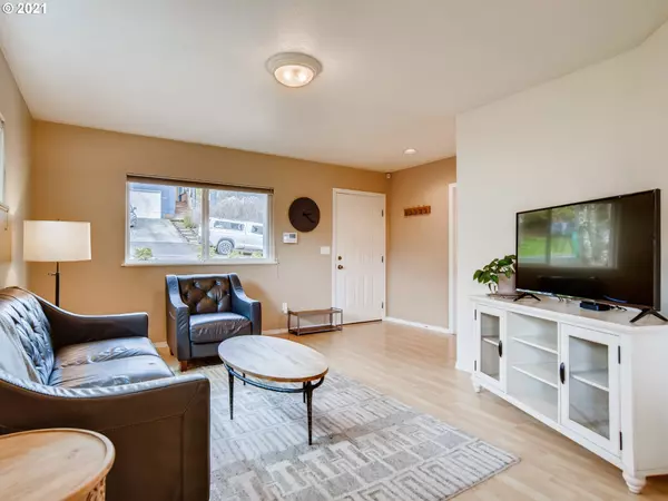 Portland, OR 97219,1750 SW MOSS ST