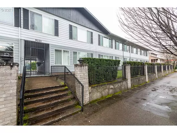 Portland, OR 97203,9221 N LOMBARD ST #5