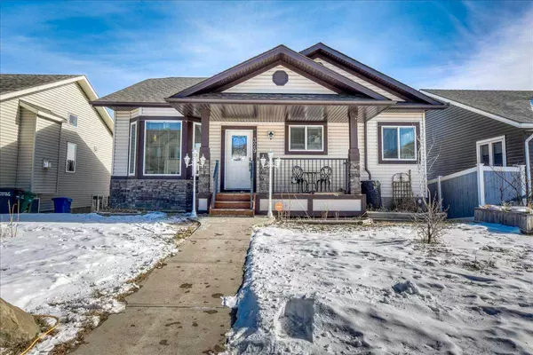 Diamond Valley, AB T0L2A0,329 McLeod CRES