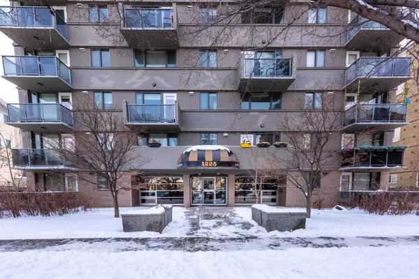 Calgary, AB T3C 0X5,1225 15 AVE SW #501