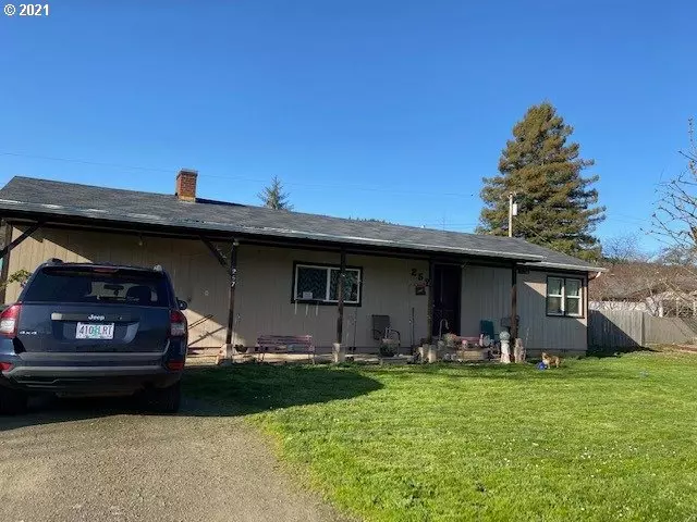 257 E FIRST AVE, Sutherlin, OR 97479