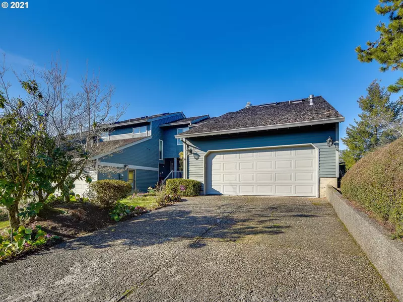 6955 SW CHAPEL LN, Portland, OR 97223