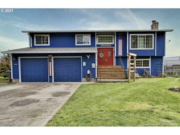 3250 6TH ST, Columbia City, OR 97018