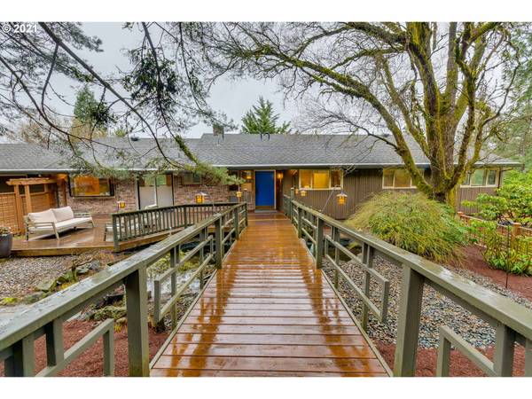 9406 SW 62ND DR, Portland, OR 97219