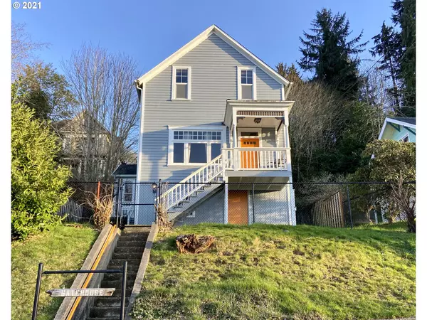 2839 Grand AVE, Astoria, OR 97103