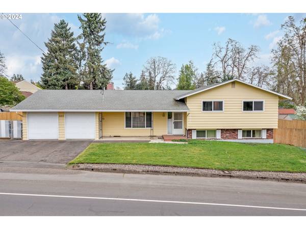 6810 GLEN ECHO AVE, Gladstone, OR 97027