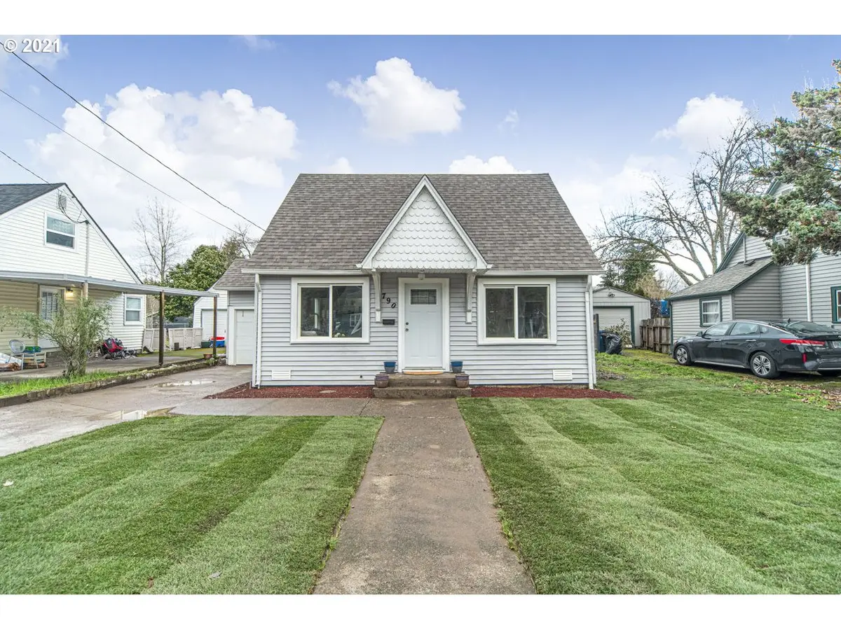 790 NW ROSEMONT AVE, Salem, OR 97304