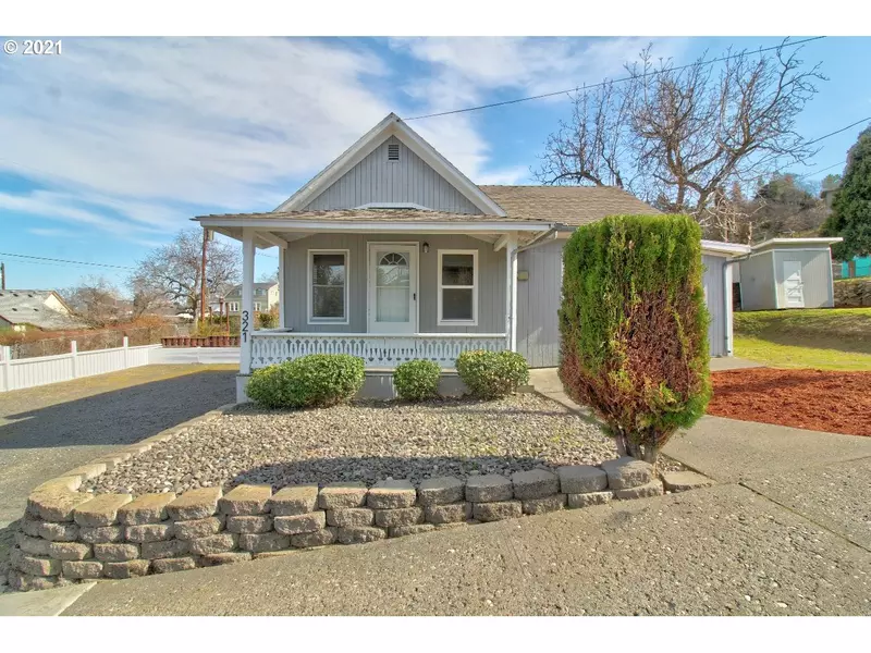 321 W 16TH ST, The Dalles, OR 97058