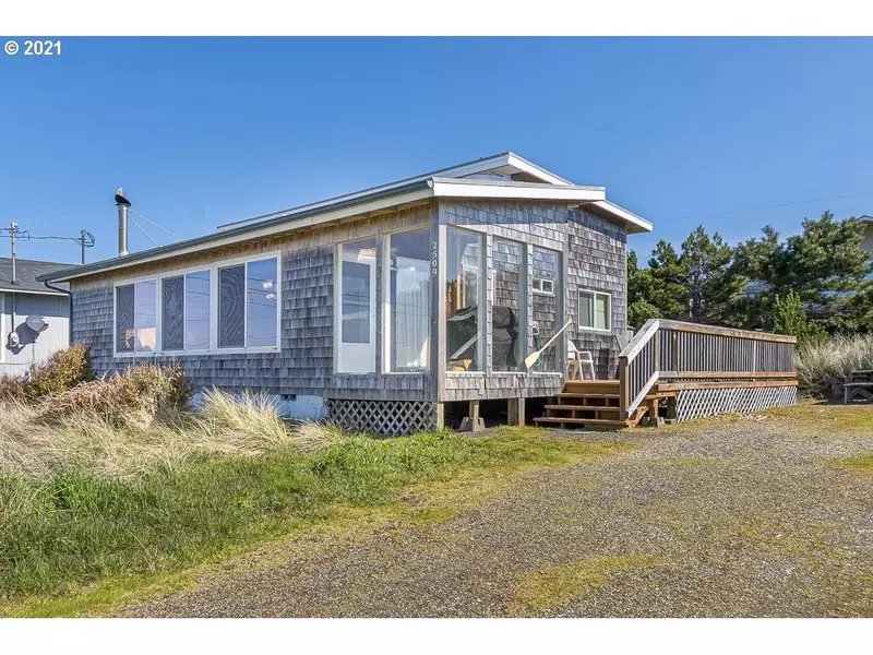 2509 NW OCEANIA DR, Waldport, OR 97394