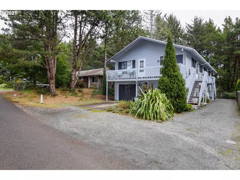 366 FOURTH PL, Manzanita, OR 97130