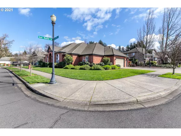 Eugene, OR 97408,3845 MEADOW VIEW DR