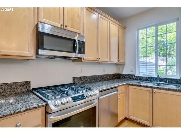 Lake Oswego, OR 97035,15438 SW STEPHANIE CT