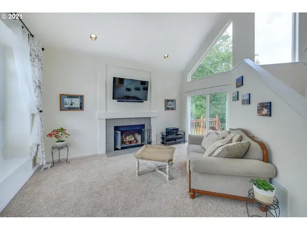 1934 SE 75TH CT, Hillsboro, OR 97123