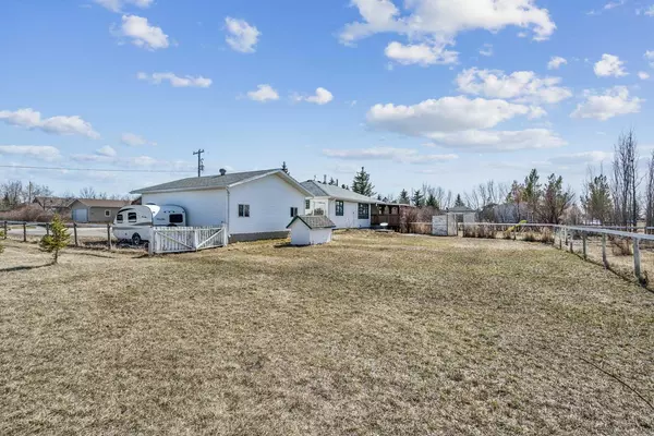 Keoma, AB T0M 1G0,413 1 AVE