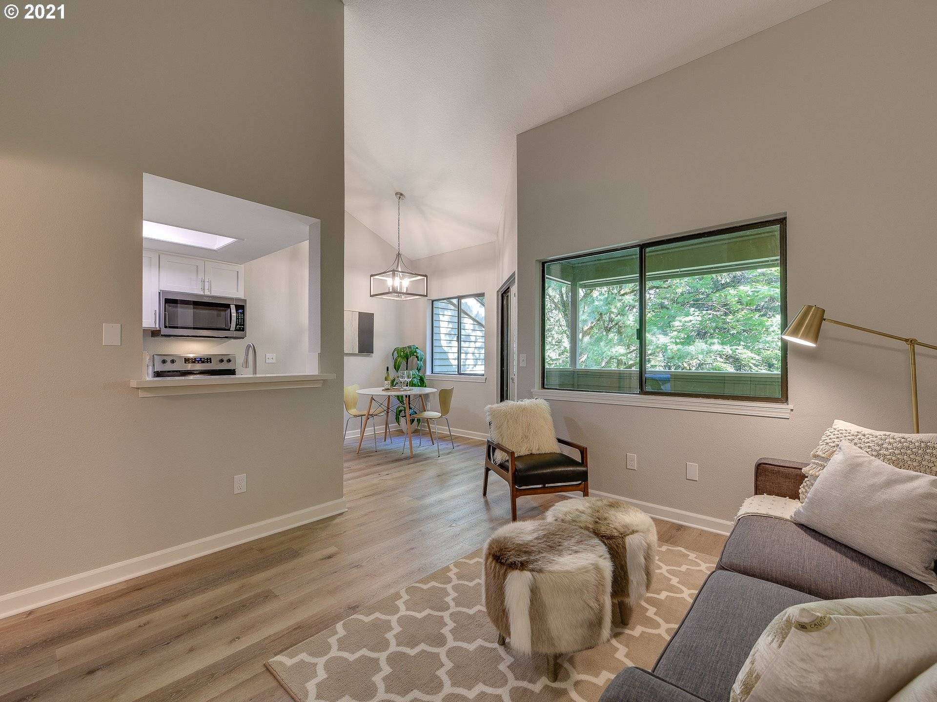 Clackamas, OR 97015,9941 SE TALBERT ST