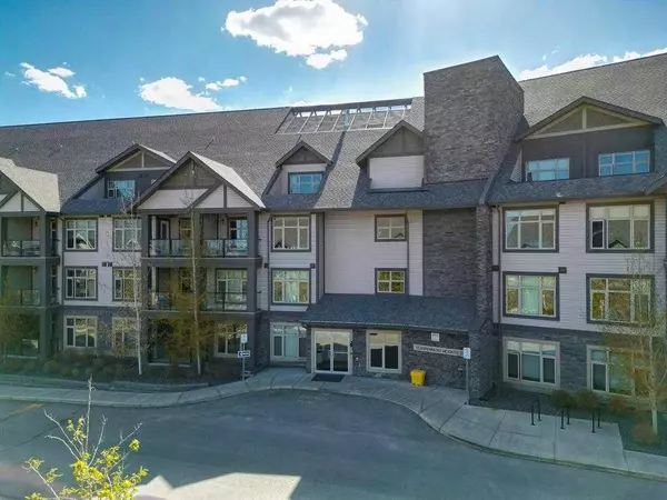 Calgary, AB T3H 0E3,15 Aspenmont HTS SW #223