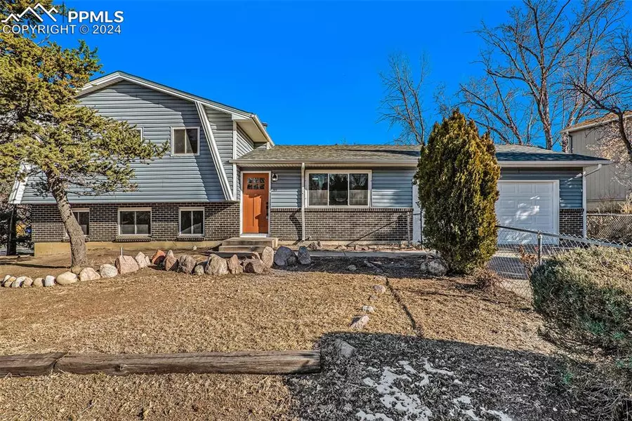 311 Poe PL, Colorado Springs, CO 80910