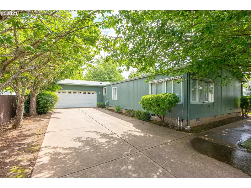 5241 GLENN ELLEN DR, Eugene, OR 97402