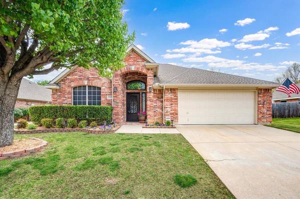 7029 Herman Jared Drive, North Richland Hills, TX 76182