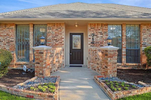 Coppell, TX 75019,716 Sparrow Lane