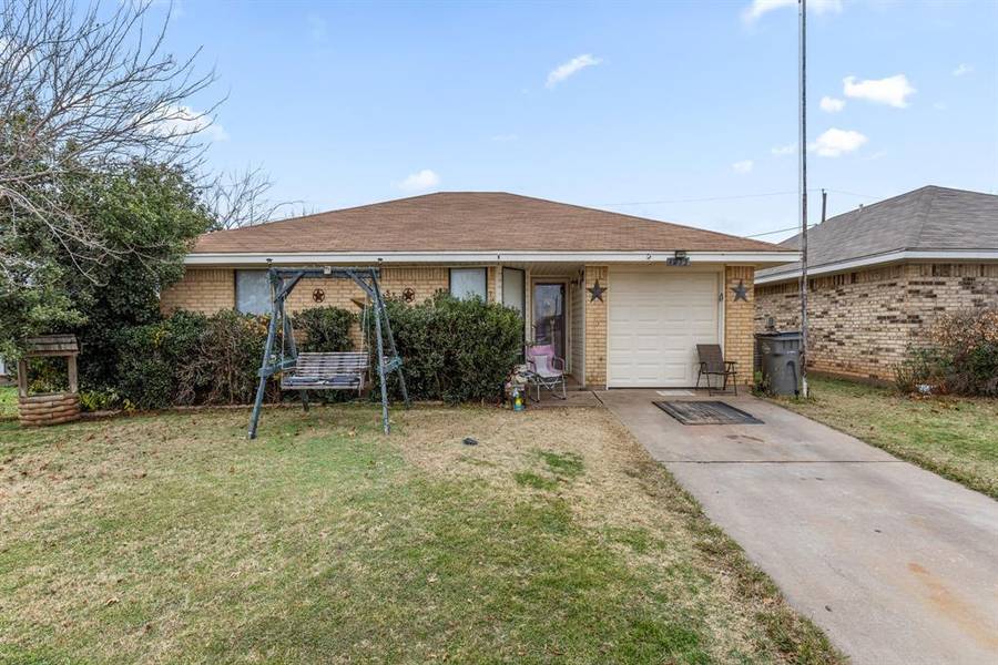 1213 Oakhurst Drive, Wichita Falls, TX 76302