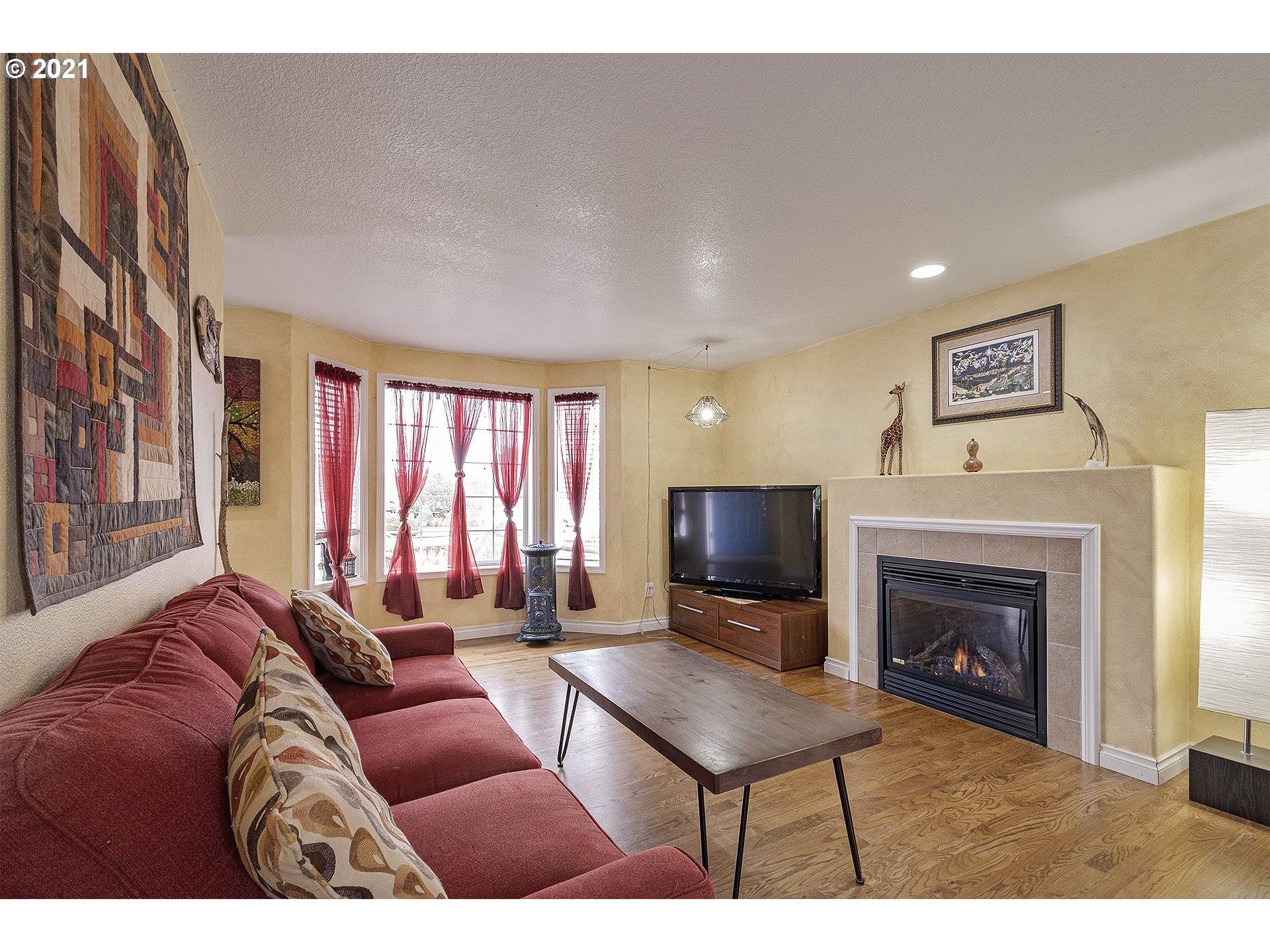 Lafayette, OR 97127,1153 7TH ST