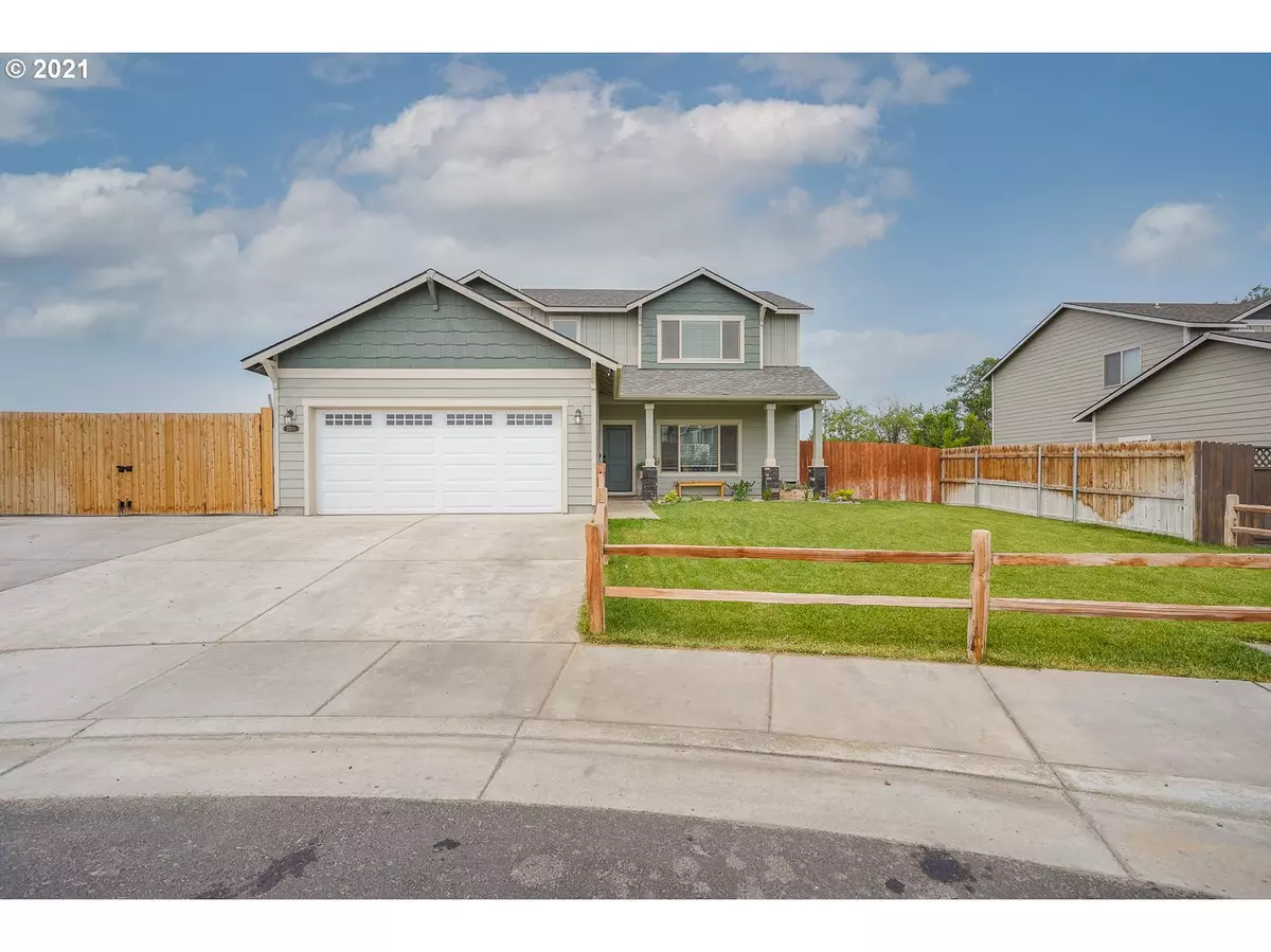 Hermiston, OR 97838,2375 NW VALLEY VIEW DR