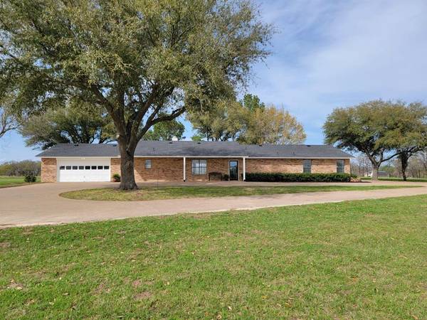 13175 County Road 2922, Eustace, TX 75124