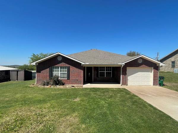 107 Slaton Drive, Bowie, TX 76230