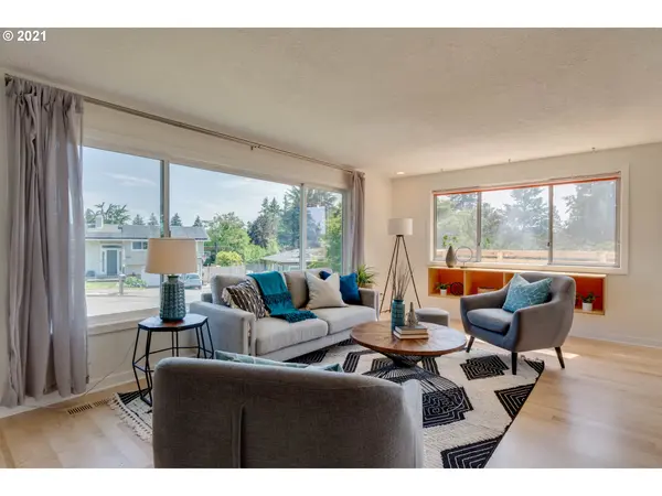 14933 SE EL CAMINO WAY, Milwaukie, OR 97267