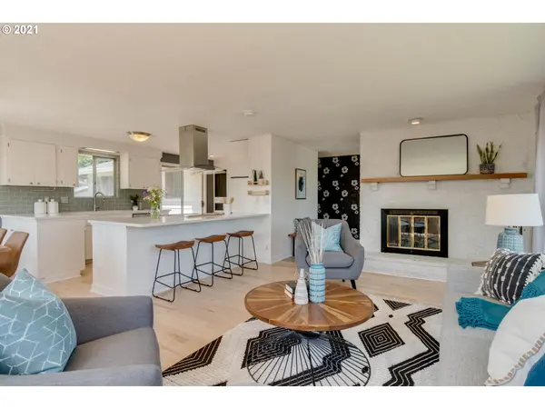 14933 SE EL CAMINO WAY, Milwaukie, OR 97267